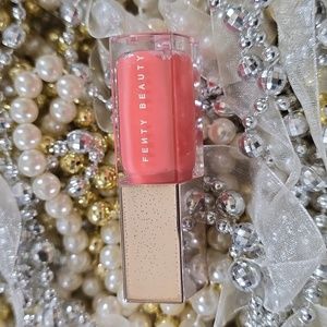 Fenty gloss bomb MINI in the shade Taffy Tease
